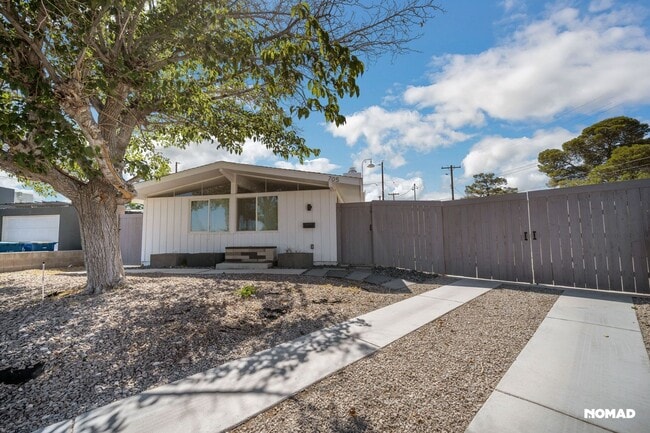 Building Photo - 705 Osprey Cir