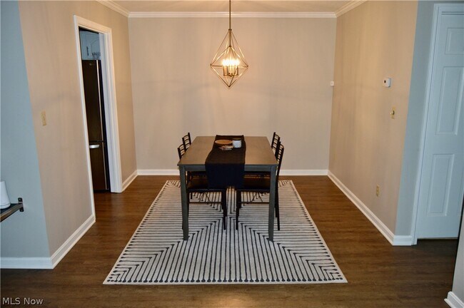 Building Photo - 1306 Fox Run Ct