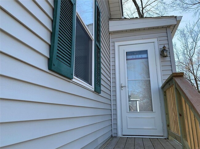 Front door & porch - 1610 Maple St.