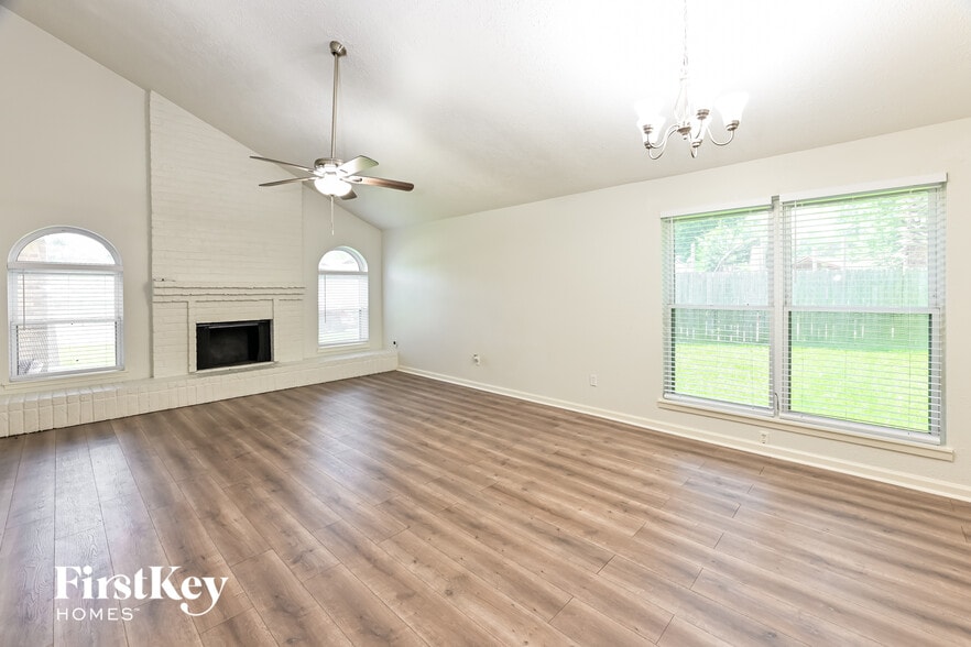 Building Photo - 7207 Foxwick Ln