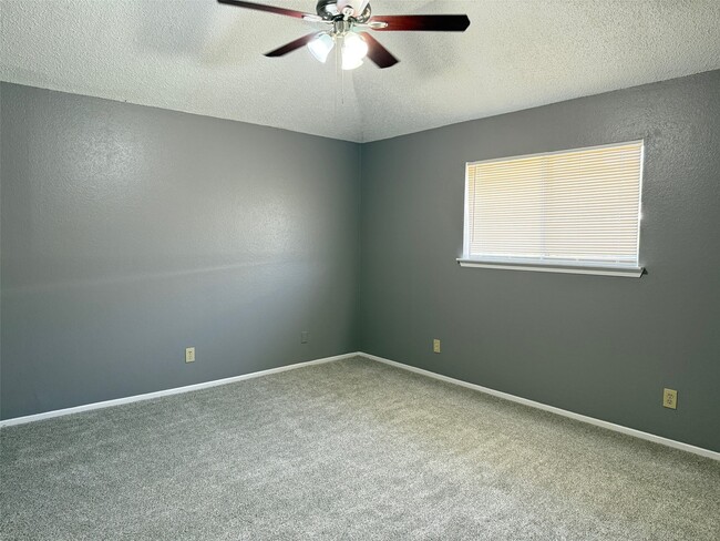 Building Photo - 2230 Millstone Dr