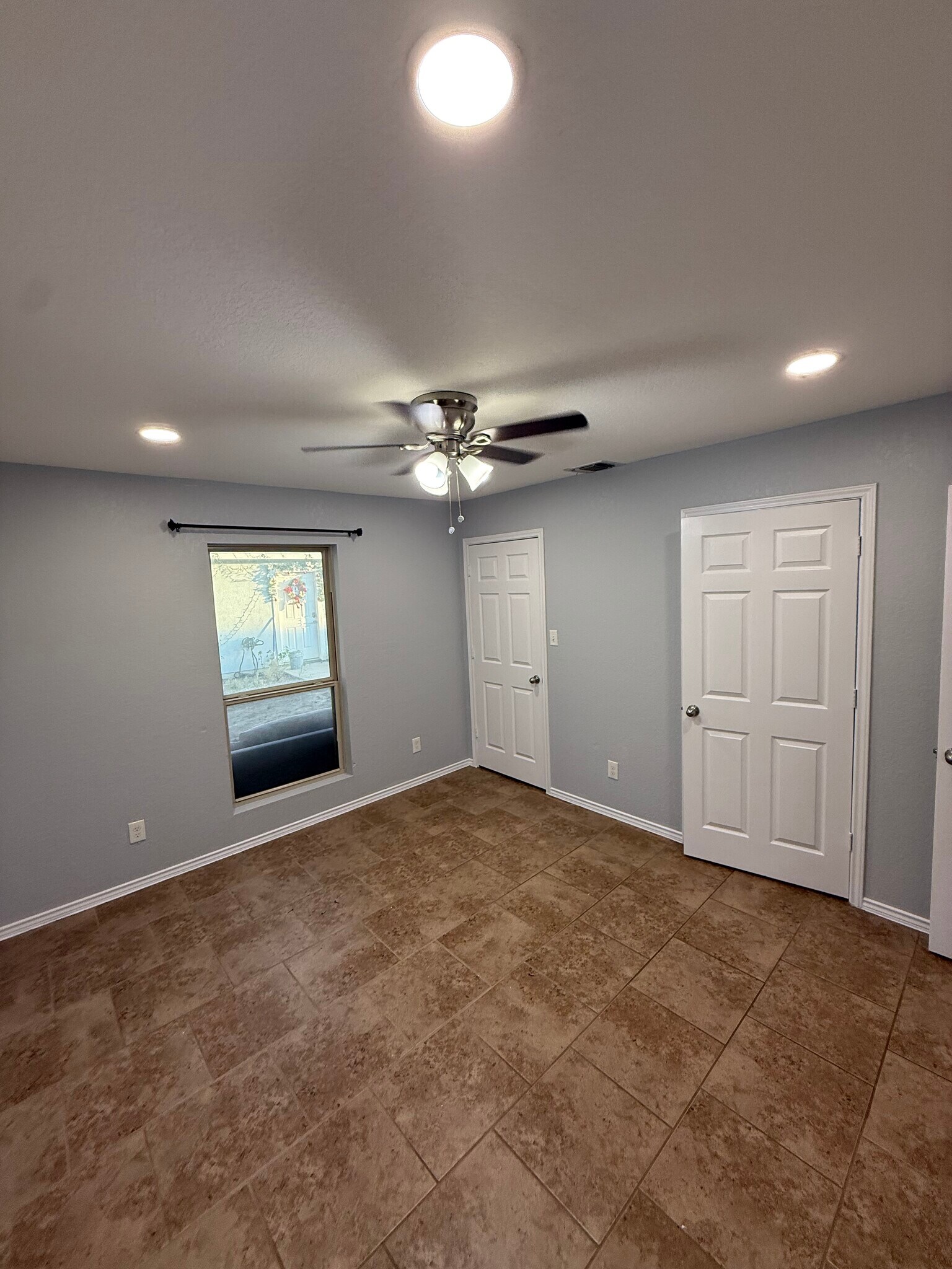 Building Photo - 11114 Baywood St