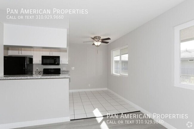 Building Photo - 13919 Coteau Dr