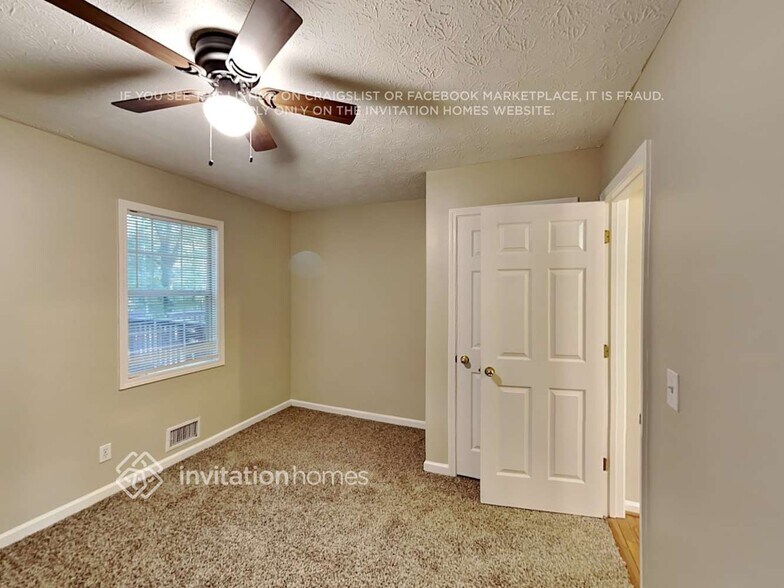 Building Photo - 1593 Kimberly Pl