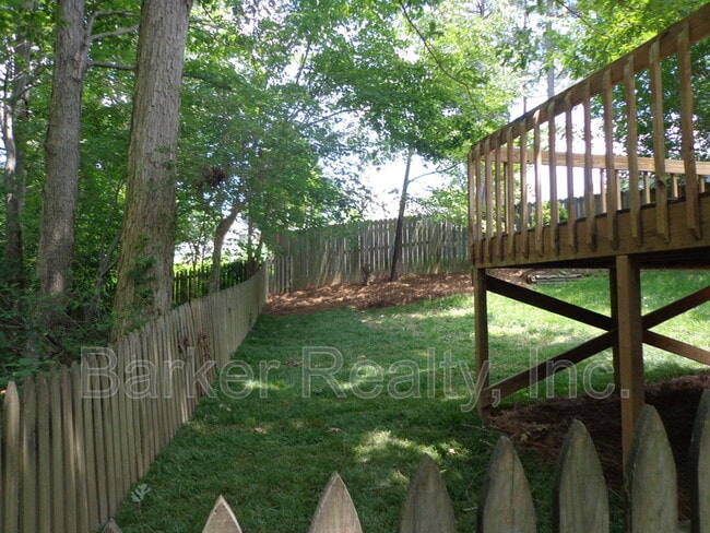 Building Photo - 113 Tapestry Terrace