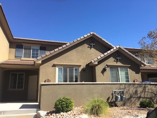 Building Photo - Beautiful Desert Hills Beauty!  Casitas at Hidden Valley! Price Reduced!