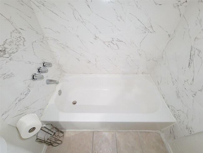 Building Photo - 8514 Opalwood Ct