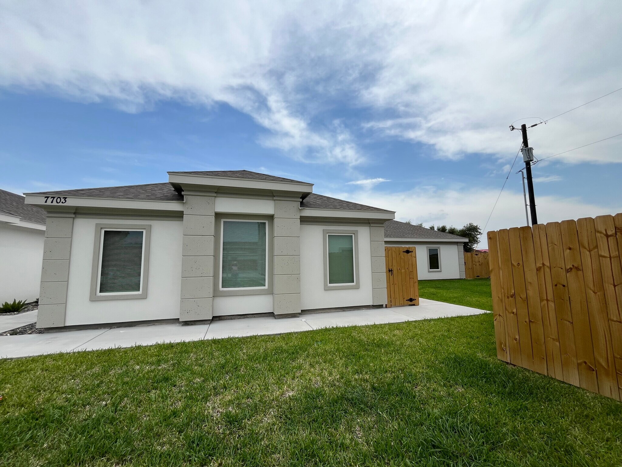 Building Photo - 7703 N 58th Ln