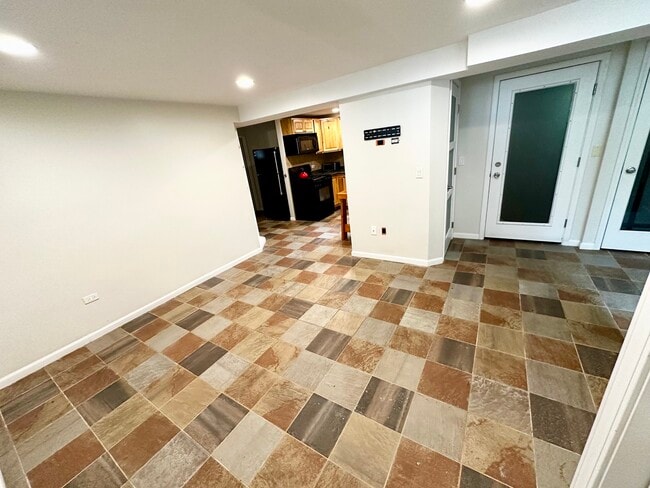 Building Photo - 4386 Woodland Ave