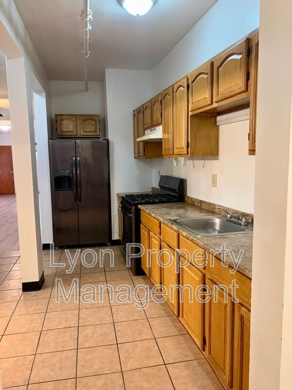 Building Photo - 50 Hedley Ave