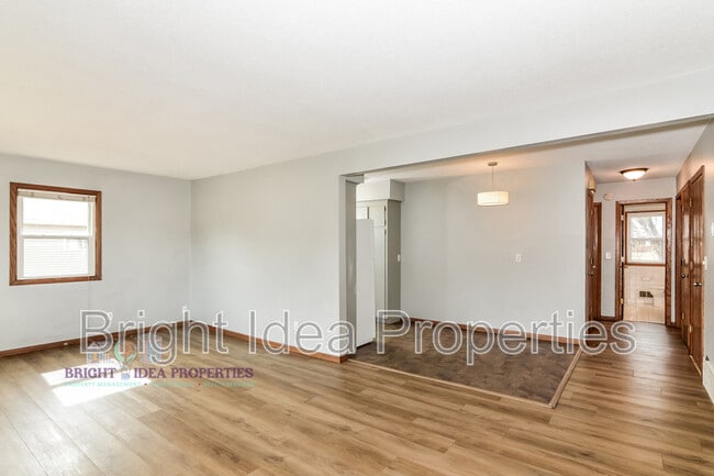 Building Photo - Pleasant Avenue - 9602