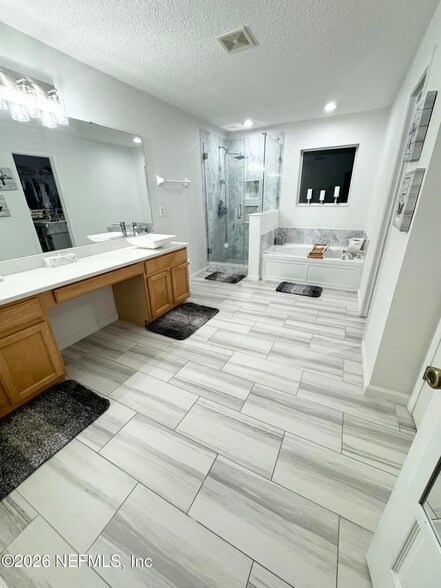 Building Photo - 955 Churchhill Ln