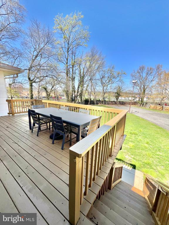 Building Photo - 26 Forest Hill Dr