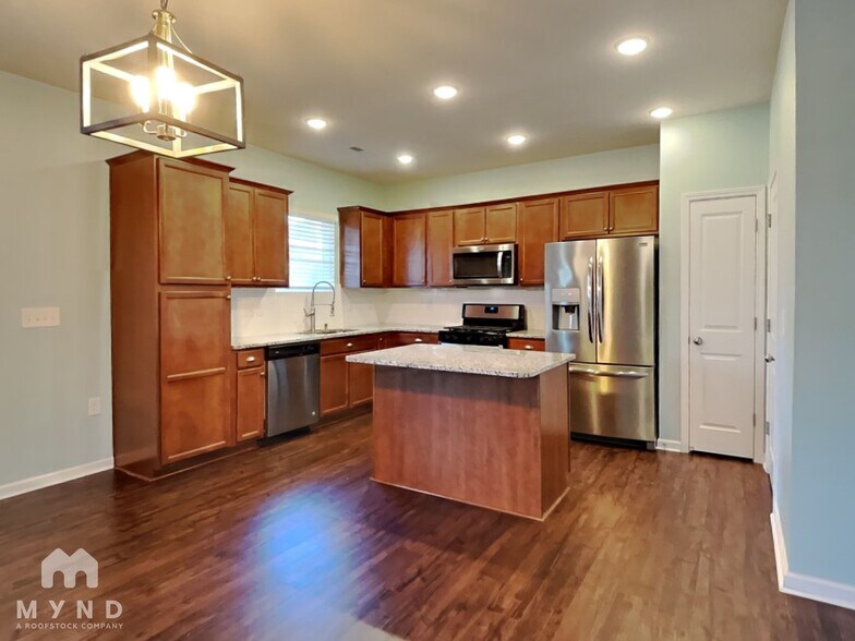 Building Photo - 2101 Attend Xing