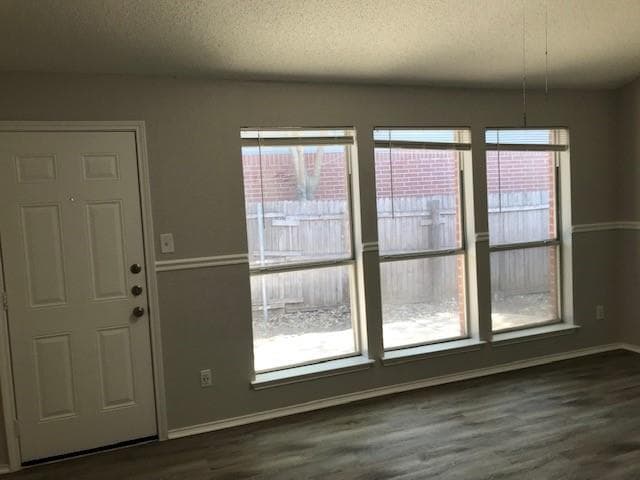 Building Photo - 1355 Lincolnshire Way