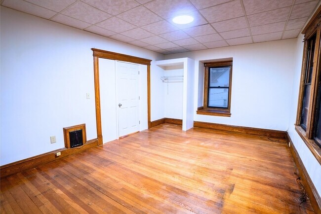 Building Photo - 29 Pasco Rd