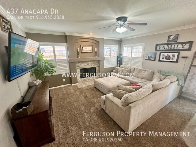Building Photo - 437 Anacapa Dr