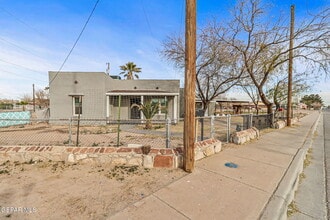 Building Photo - 7921 Lirio Rd