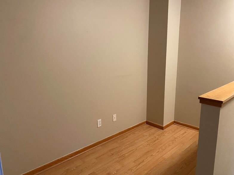 Building Photo - 17975 Cobblestone Way