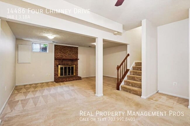 Building Photo - 14486 Four Chimney Dr