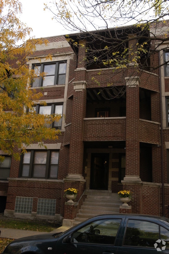 5339 - 5345 S Woodlawn Ave - 5339-5345 S. Woodlawn Avenue