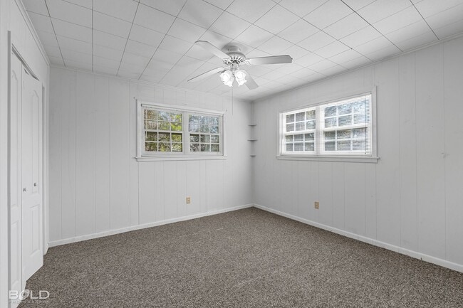 Building Photo - 7062 Winburn Dr