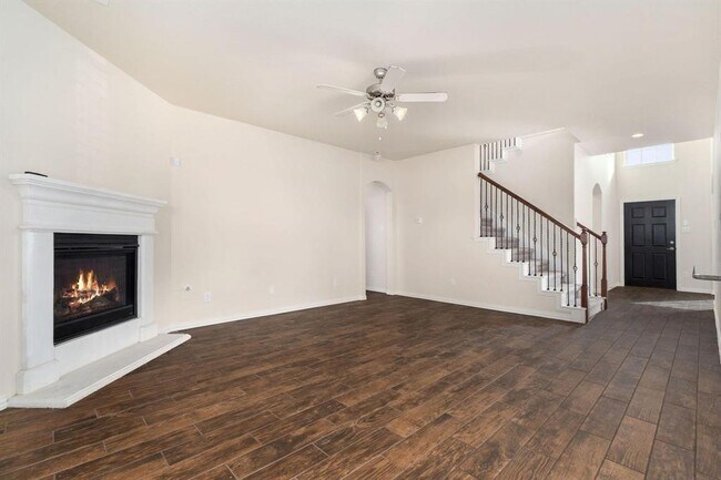 Building Photo - 24727 Lake Basin Ct