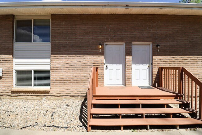 Building Photo - 1488 E 8th St