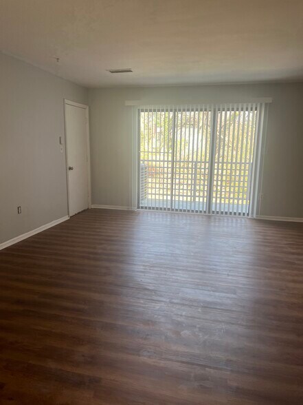 Building Photo - 56 Ashlar Hill Ct