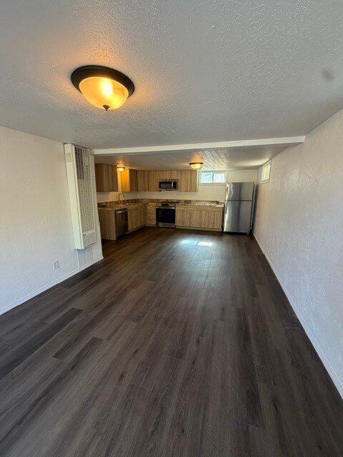 Building Photo - Harris Apartments