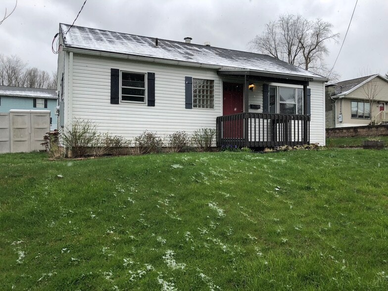 Building Photo - 452 Mildred St