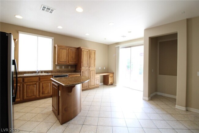 Building Photo - 754 Rise Canyon Dr
