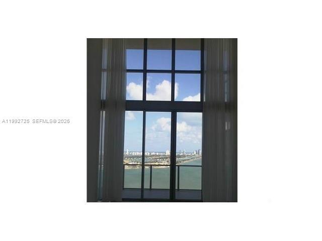 Building Photo - 1100 Biscayne Blvd