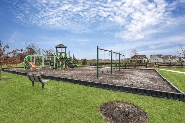 Building Photo - 3832 Old Glory Lp