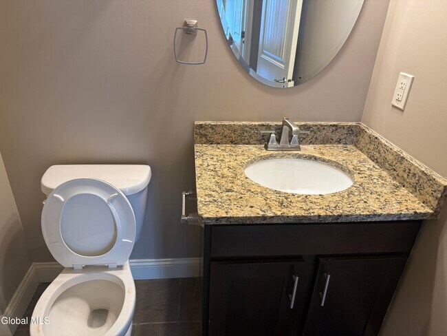 Building Photo - 48 Bavarian Wy