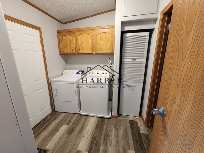 Building Photo - Single Family Home in Kasson, MN