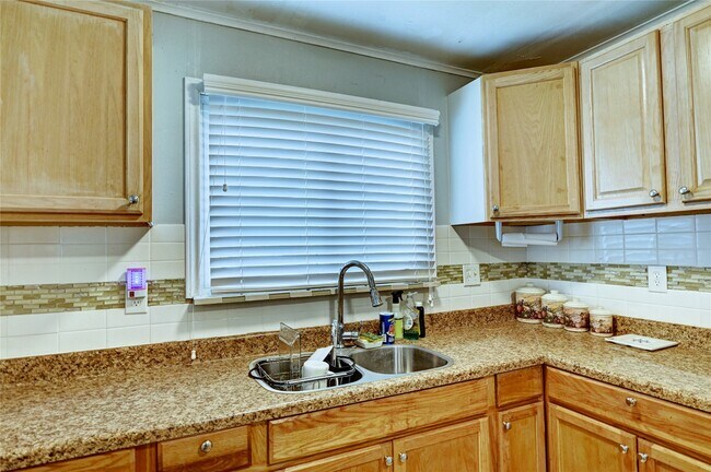 Building Photo - 170 Mesa Verde