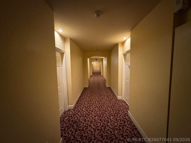 Building Photo - 616 Clearwater Park Rd