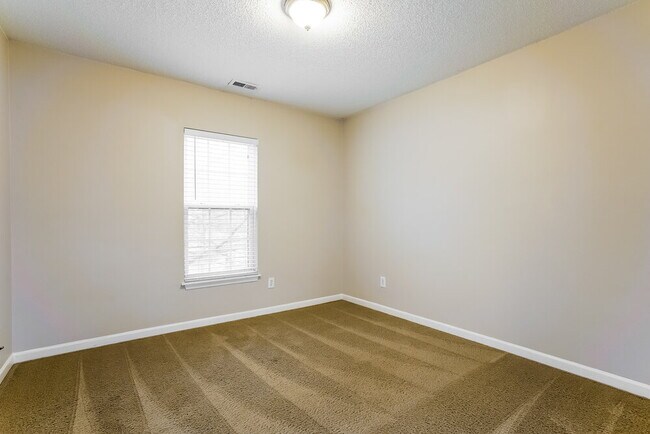 Building Photo - 112 Norrostown Pl