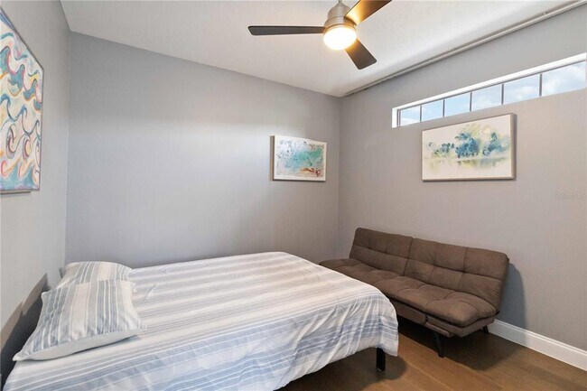 Building Photo - 9797 Portofino Dr