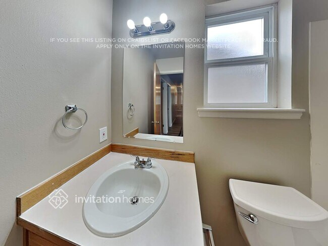 Building Photo - 14932 Austin Ave SE