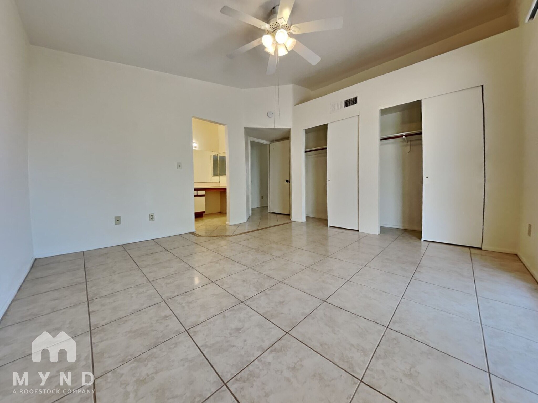 Building Photo - 5230 W Wood Owl Dr