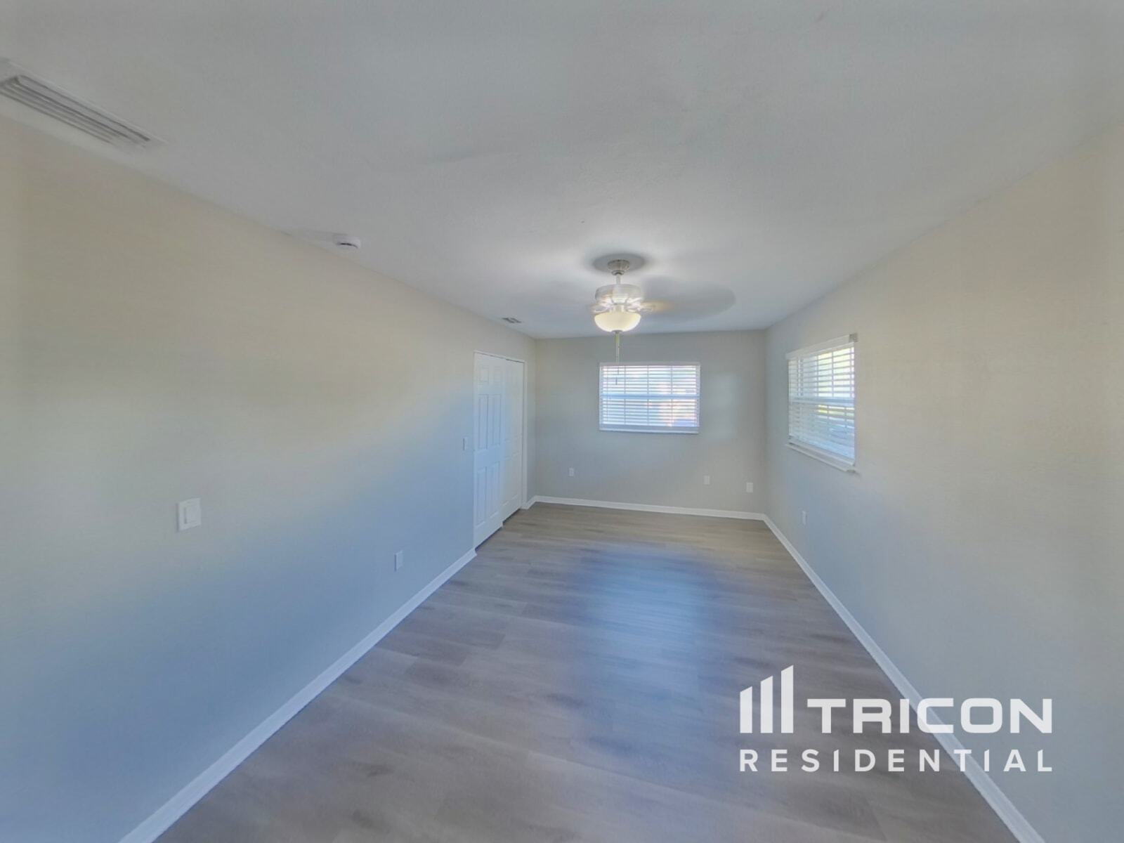 Building Photo - 4000 Berkshire Dr