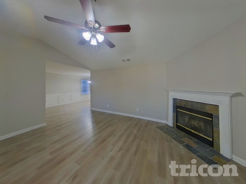 Building Photo - 222 Whistle Way