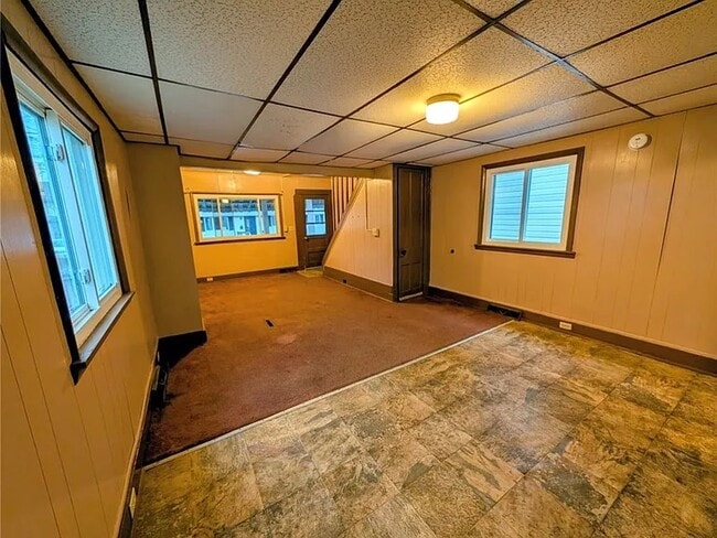 Building Photo - 407 Mitchell Ave