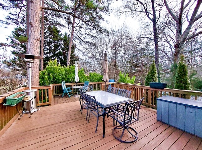 Building Photo - Furnished 3-Bedroom Home Near Darden - UVA