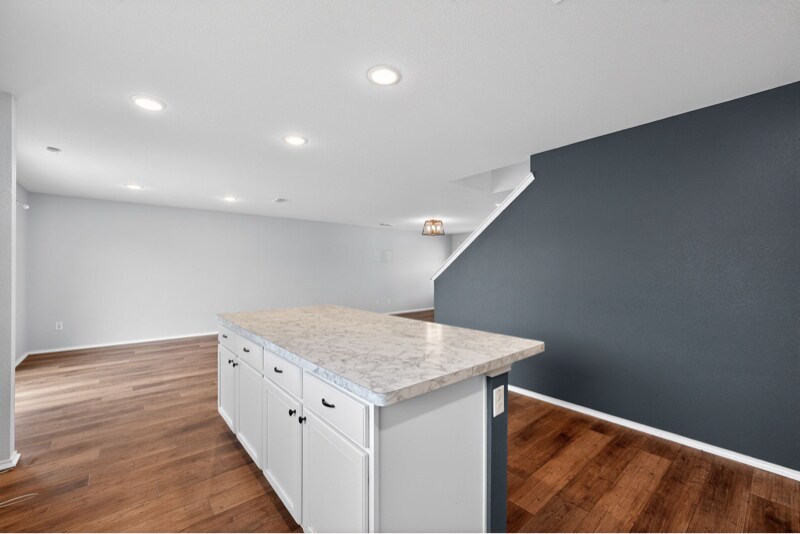 Building Photo - 605 Mayfield Dr