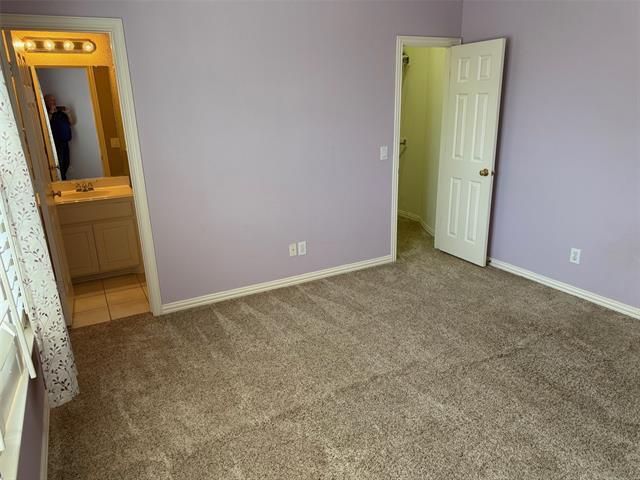 Building Photo - 8421 Orchard Hill Dr