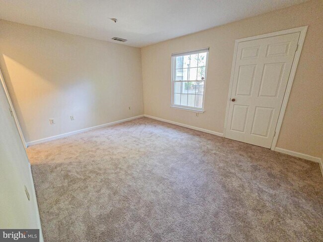 Building Photo - 10823 Hampton Mill Terrace