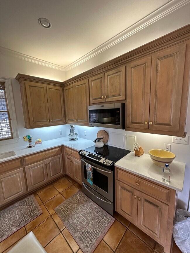 Building Photo - 103 Oak Bend Ct